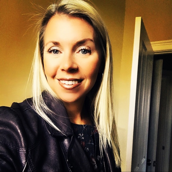 Meet your Posher, Jennifer - Picture 5 of 6